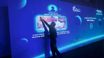 نیما عشقی پور - سگال مدیا - دیوار تعاملی 